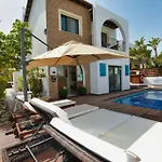 Sunnyvillas: 4br Private Pool+jacuzzi+sauna *