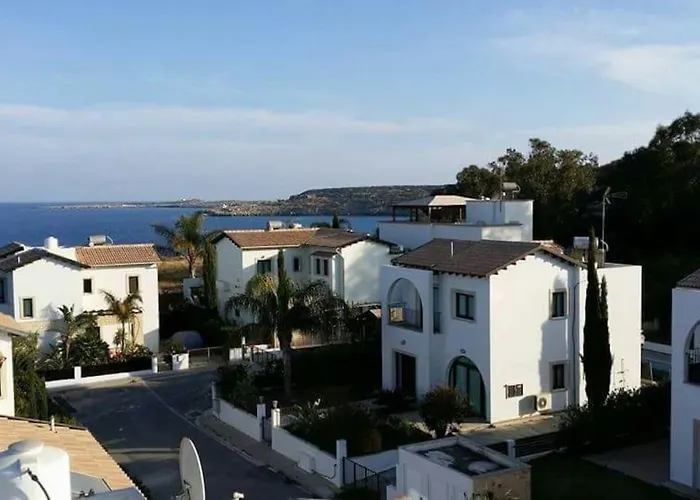 Sunnyvillas: 4br Villa☆private Pool + Jacuzzi - Amelie