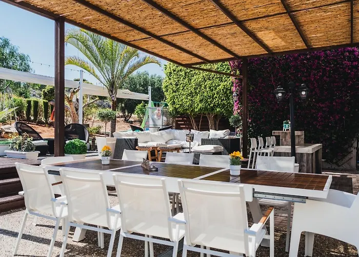 Villa Sunnyvillas: 4br Villa☆private Pool + Jacuzzi - Amelie *