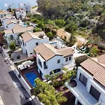 Willa Sunnyvillas: 4br Private Pool+jacuzzi+sauna Protaras