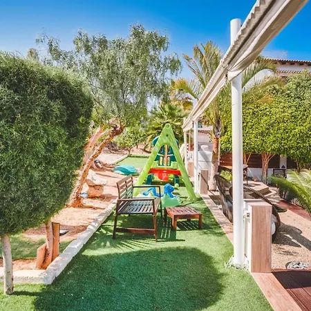Sunnyvillas: 4br Private Pool+jacuzzi+sauna * Πρωταράς