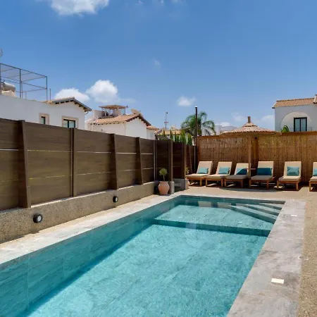 Βίλα Sunnyvillas: 4br Private Pool+jacuzzi+sauna *