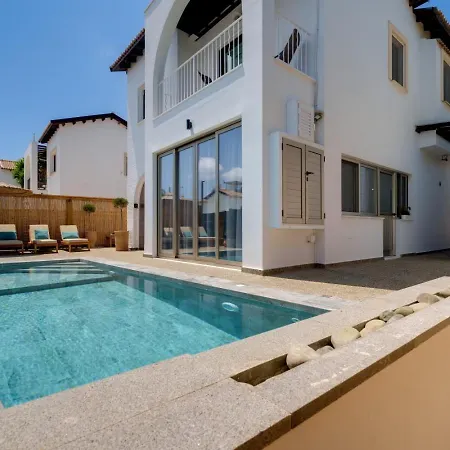 Sunnyvillas: 4br Private Pool+jacuzzi+sauna *