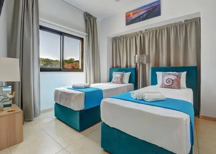 ヴィラ Sunnyvillas: 4br Villa☆private Pool + Jacuzzi - Amelie プロタラス