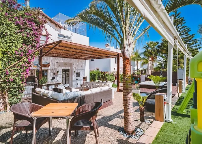 Вилла Sunnyvillas: 4br Villa☆private Pool + Jacuzzi - Amelie Протарас