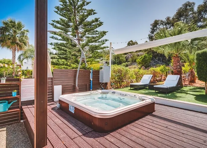 ヴィラ Sunnyvillas: 4br Villa☆private Pool + Jacuzzi - Amelie *