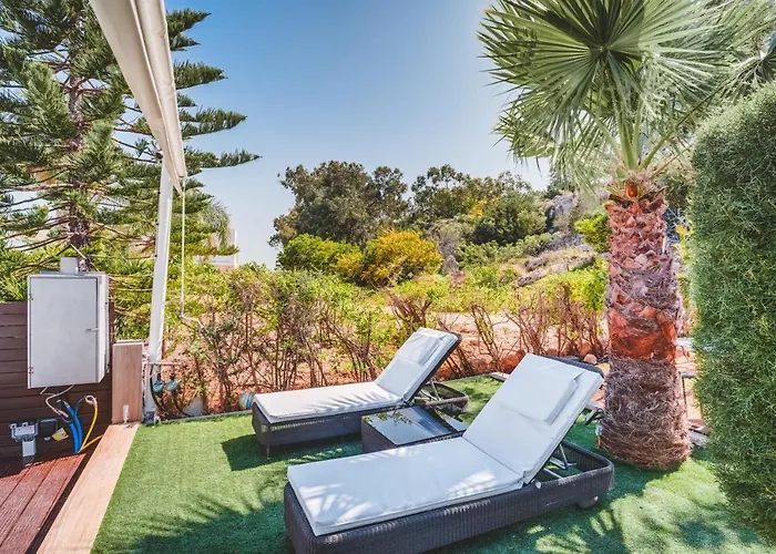 Sunnyvillas: 4br Villa☆private Pool + Jacuzzi - Amelie ヴィラ *