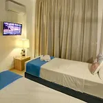 Villa Sunnyvillas: 4Br Villa Private Pool+Jacuzzi+Sauna *