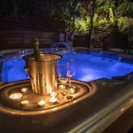 Sunnyvillas: 4br Private Pool+jacuzzi+sauna Villa Protaras