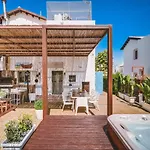 Villa Sunnyvillas: 4br Private Pool+jacuzzi+sauna
