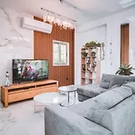 Sunnyvillas: 4Br Villa Private Pool+Jacuzzi+Sauna *